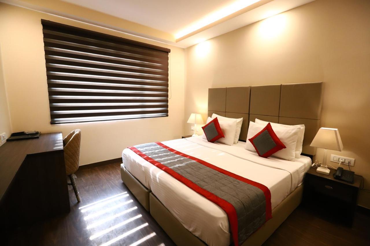 Hotel Azulo Inn Bhikaji Cama Place Delhi - Couple Friendly Local Ids Accepted Neu-Delhi Exterior foto