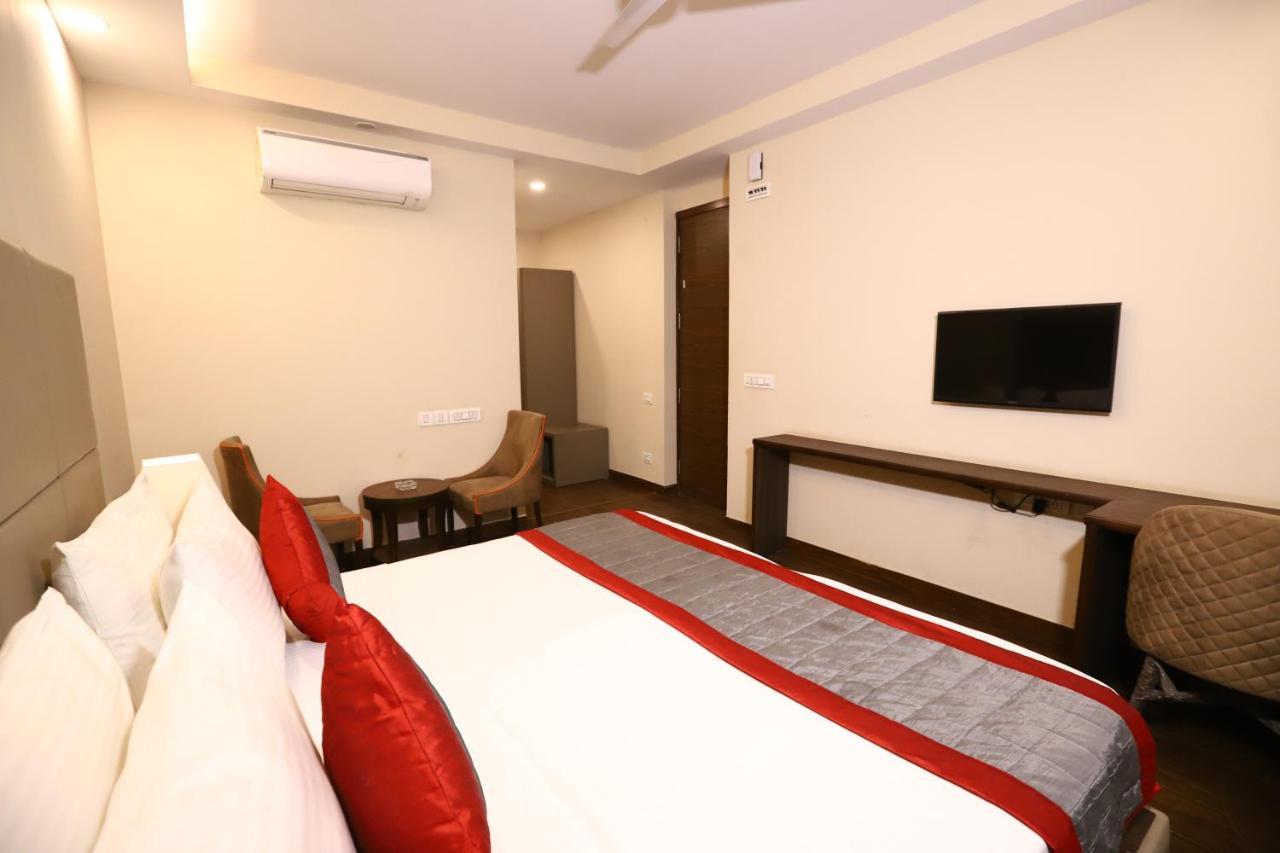 Hotel Azulo Inn Bhikaji Cama Place Delhi - Couple Friendly Local Ids Accepted Neu-Delhi Exterior foto