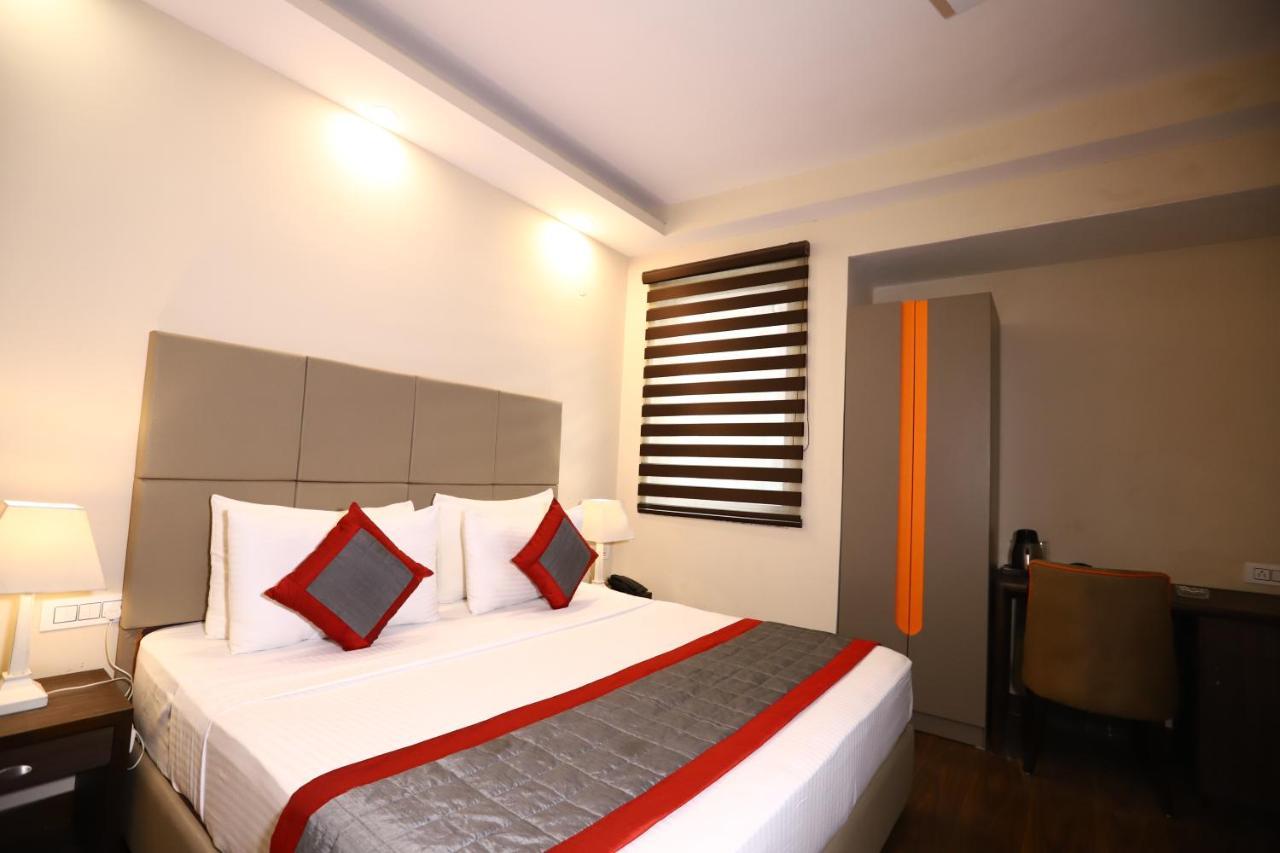 Hotel Azulo Inn Bhikaji Cama Place Delhi - Couple Friendly Local Ids Accepted Neu-Delhi Exterior foto