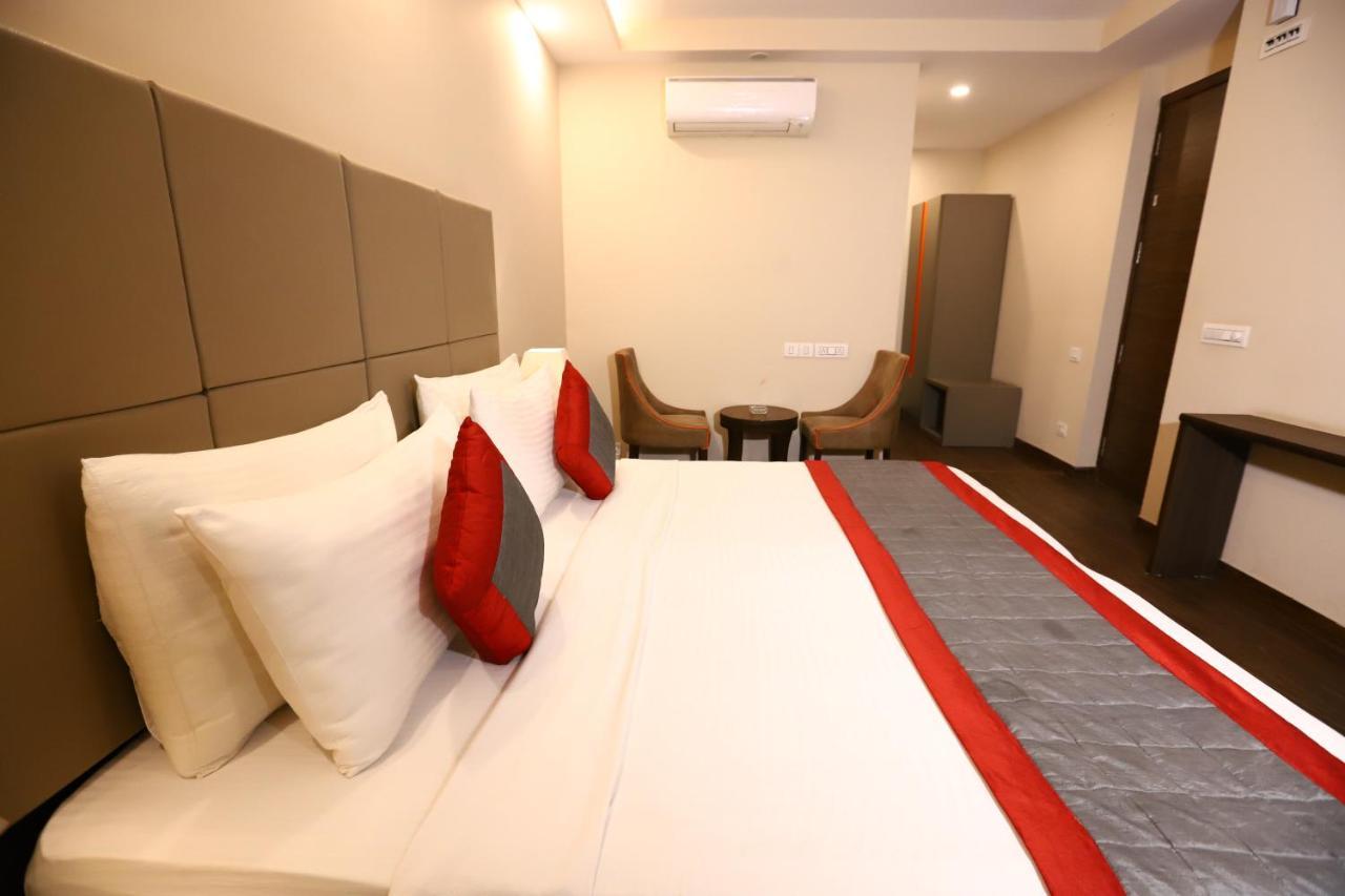 Hotel Azulo Inn Bhikaji Cama Place Delhi - Couple Friendly Local Ids Accepted Neu-Delhi Exterior foto